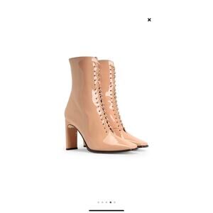 Lavorazione Artigiana Made In Italy blush Patent Booties Size 7